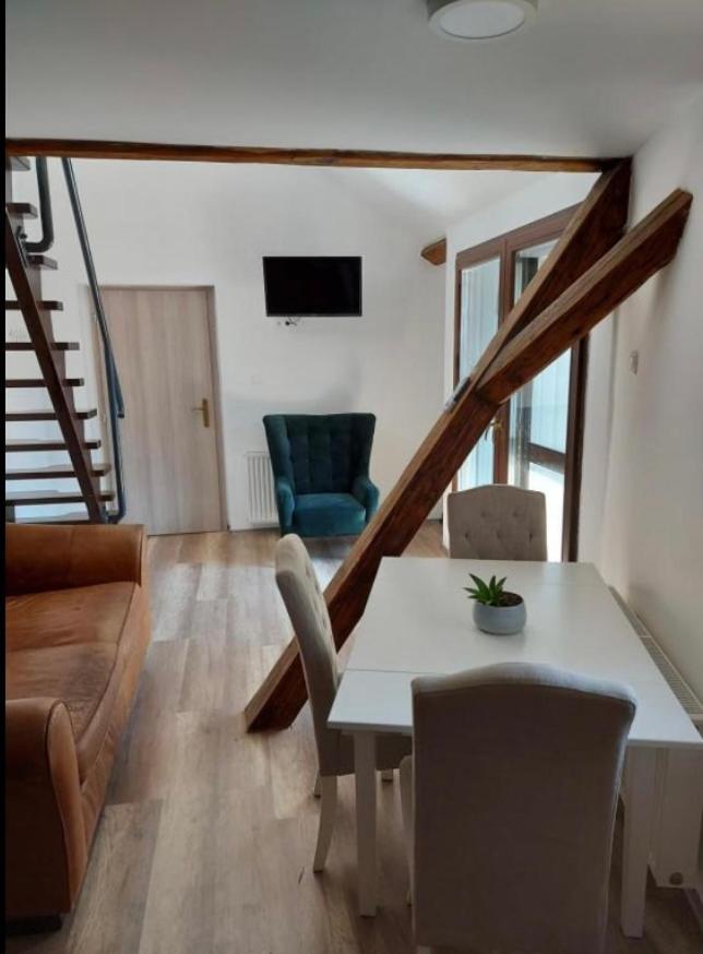 Jokai Apartman Komárno Εξωτερικό φωτογραφία